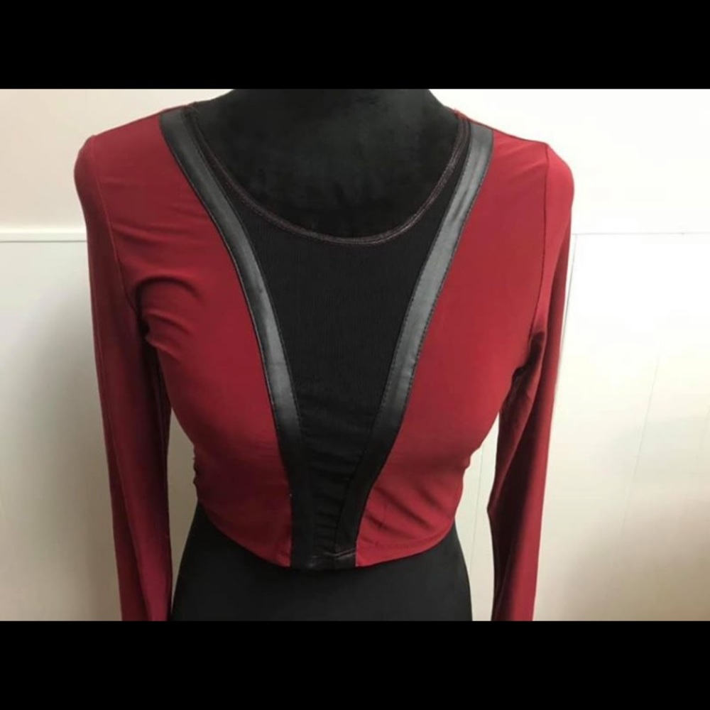 ❤️🖤Crop Top🖤❤️